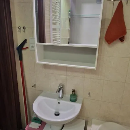 W Centrum Ilawy Przy Jeziorze Jeziorak *