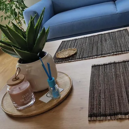 W Centrum Ilawy Przy Jeziorze Jeziorak * אילאווה