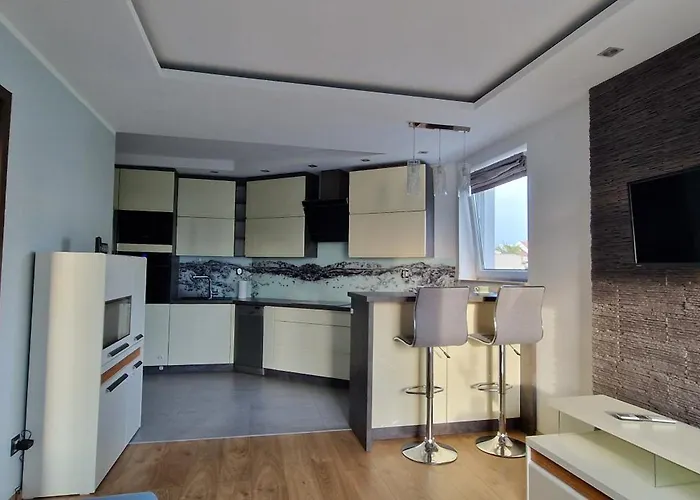 W Centrum Ilawy Przy Jeziorze Jeziorak Iława