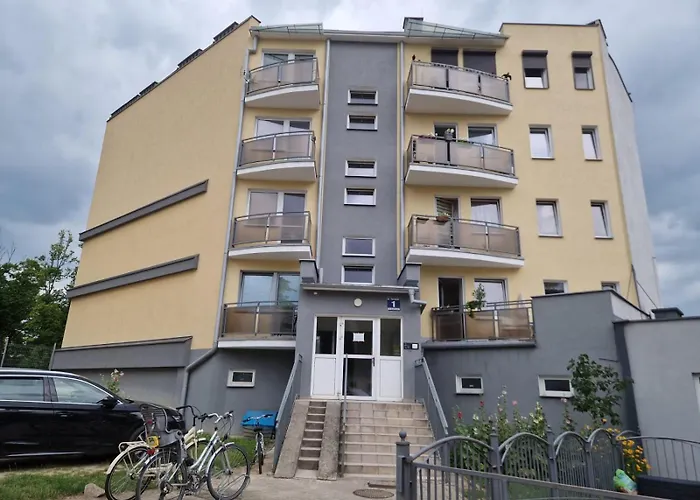 W Centrum Ilawy Przy Jeziorze Jeziorak Apartmán *